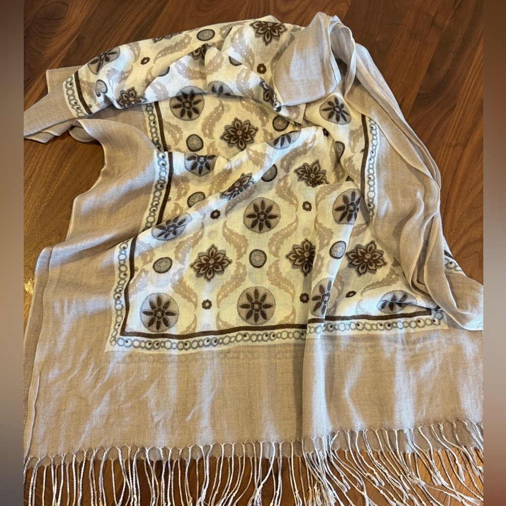 Beige & Cream Floral Pattern Fringe Scarf